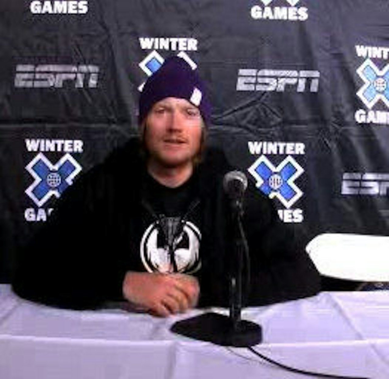 I STUDIO: Programsekretær Hans Petter Hval med gjester. I STUDIO: Programsekretær Hans Petter Hval med gjester.