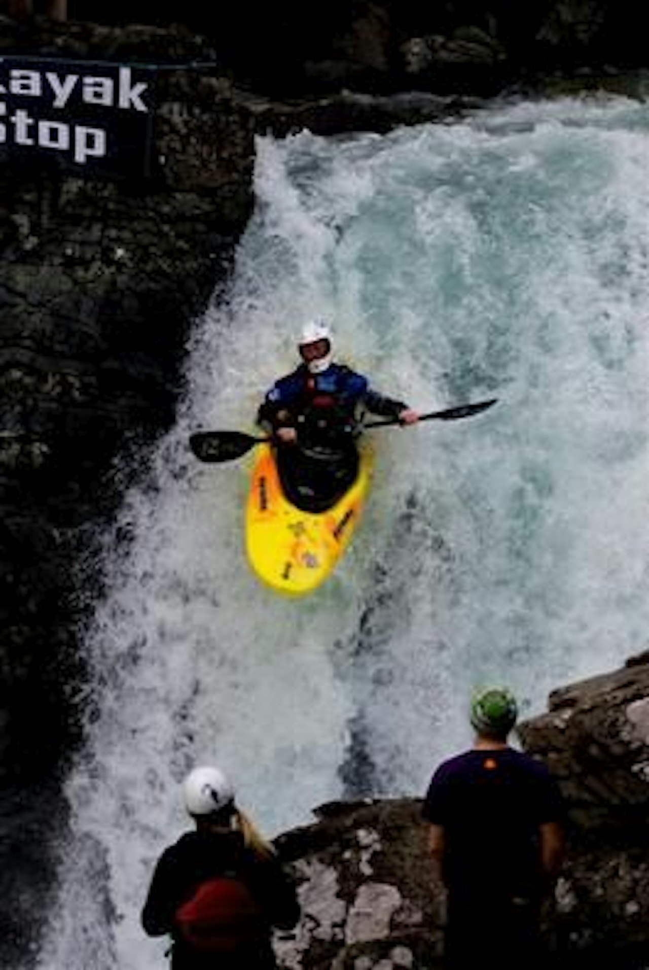 TETT PÅ: Publikum kommer nært på gladiatorene i elva. Foto: Fredrik Malmo TETT PÅ: Publikum kommer nært på gladiatorene i elva. Foto: Fredrik Malmo