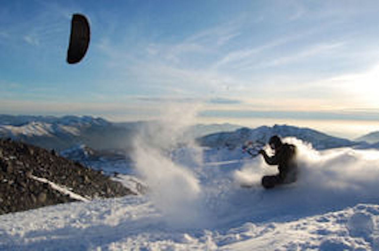 HØYDEPSYKE: Bjørn Kaupang finner urørt pudder i Corralco i Chile. HØYDEPSYKE: Bjørn Kaupang finner urørt pudder i Corralco i Chile.