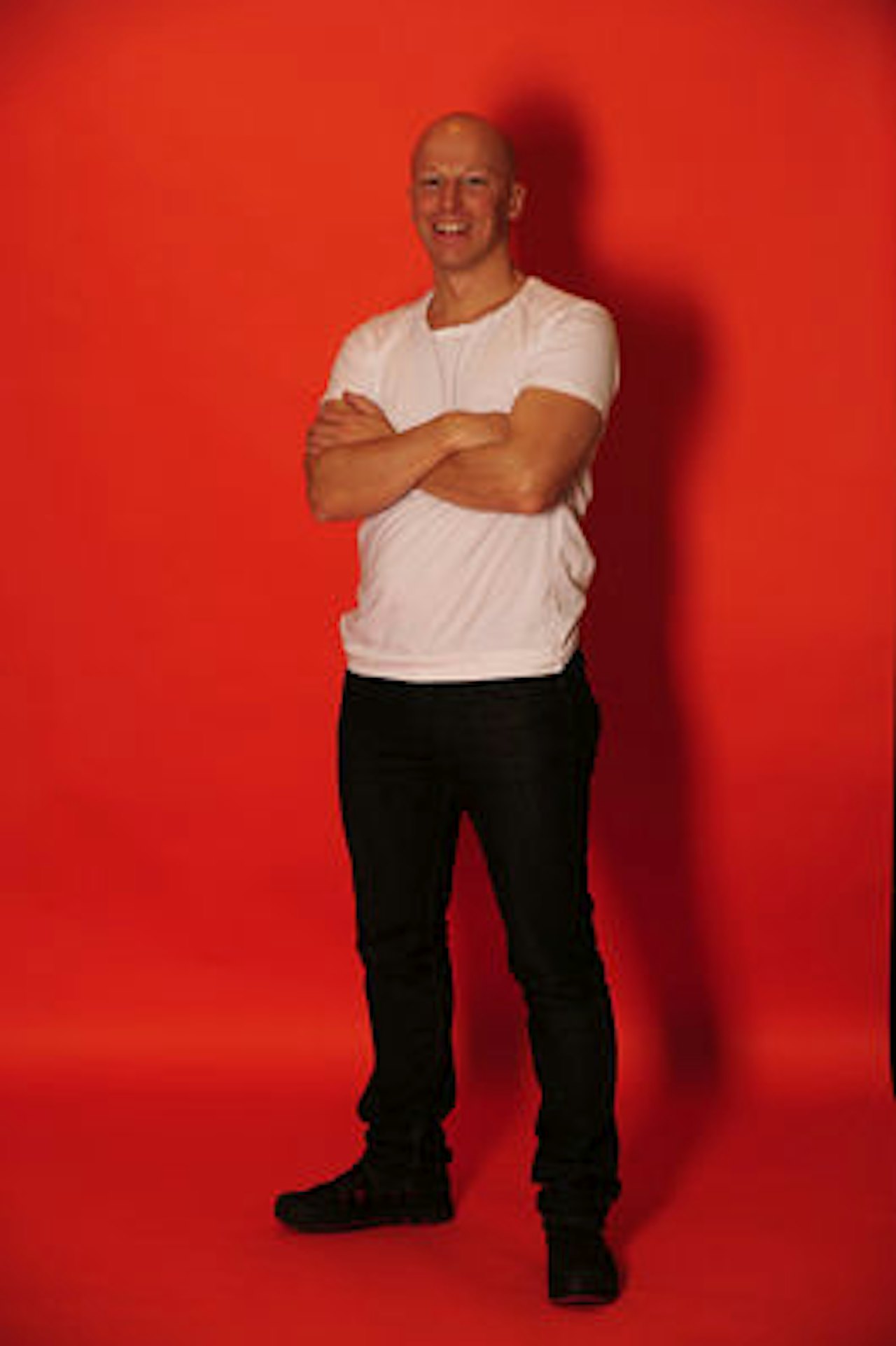 STILLER UT: Mattias Fredriksson har hentet frem blinkskudd. Foto: Oscar Scherlin STILLER UT: Mattias Fredriksson har hentet frem blinkskudd. Foto: Oscar Scherlin