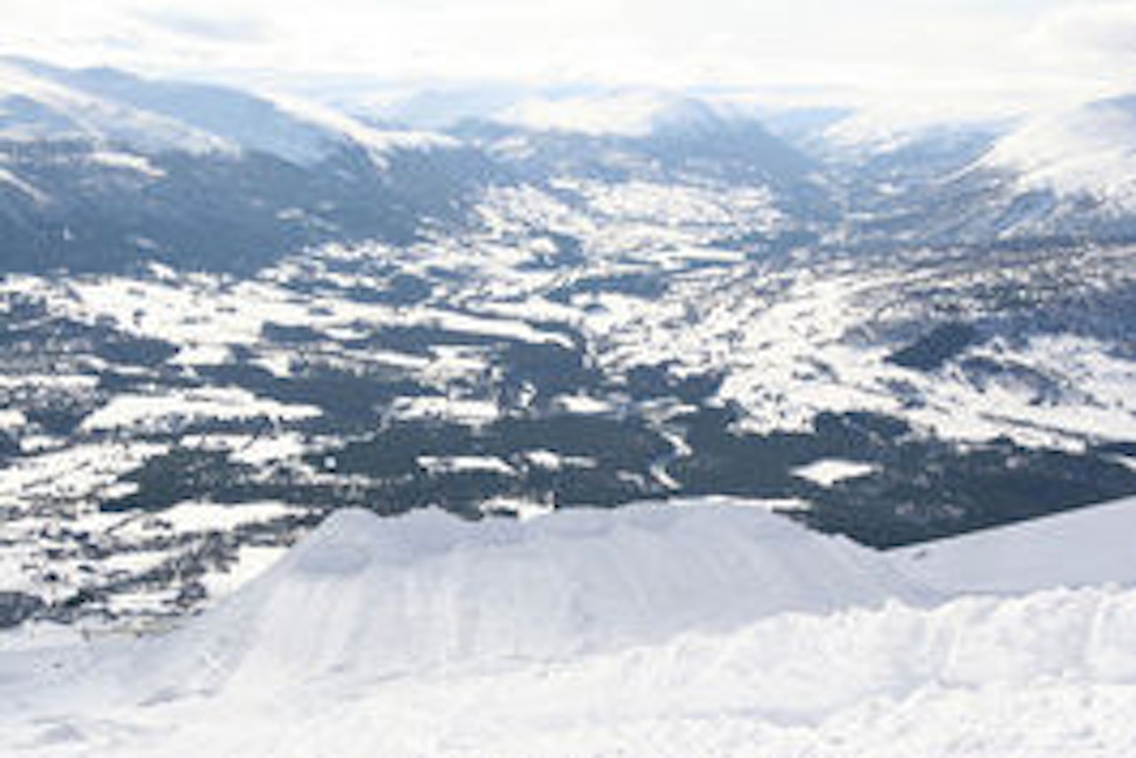 Et monster tar form på toppen av Vangslia, hele 6 maskinbredder! Bilde: Tore Meirik Et monster tar form på toppen av Vangslia, hele 6 maskinbredder! Bilde: Tore Meirik