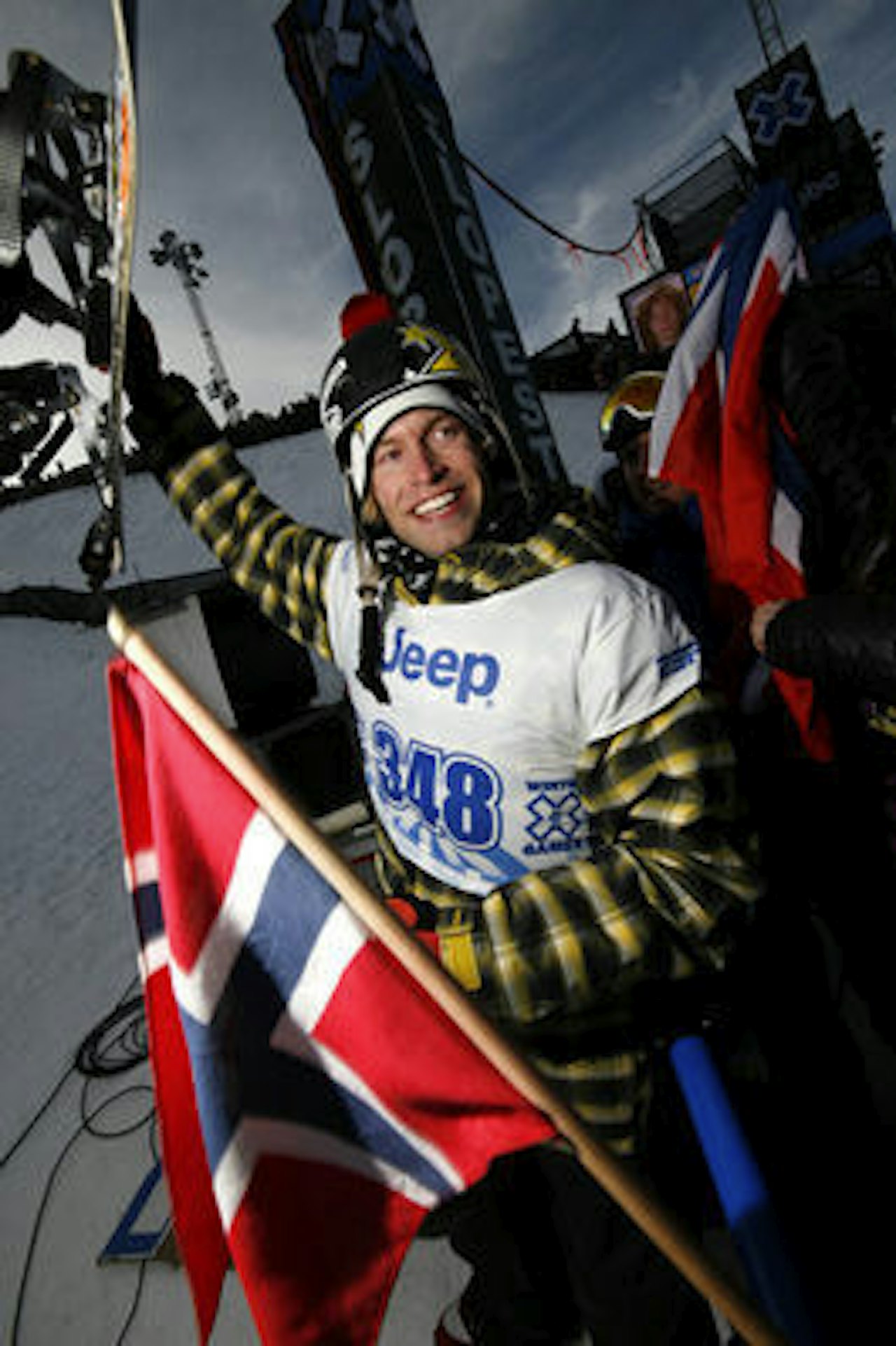 HELT KONGE: Wiig tok den særdeles prestisjefylte Slopestyle-tittelen i X Games 2008. Foto: HP Hval HELT KONGE: Wiig tok den særdeles prestisjefylte Slopestyle-tittelen i X Games 2008. Foto: HP Hval