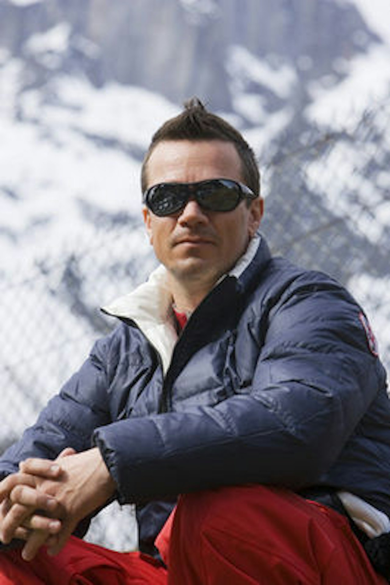 PÅ LERRET: Fred Syversens enorme klippedropp er festet til film. Foto: Erlend Haugen PÅ LERRET: Fred Syversens enorme klippedropp er festet til film. Foto: Erlend Haugen