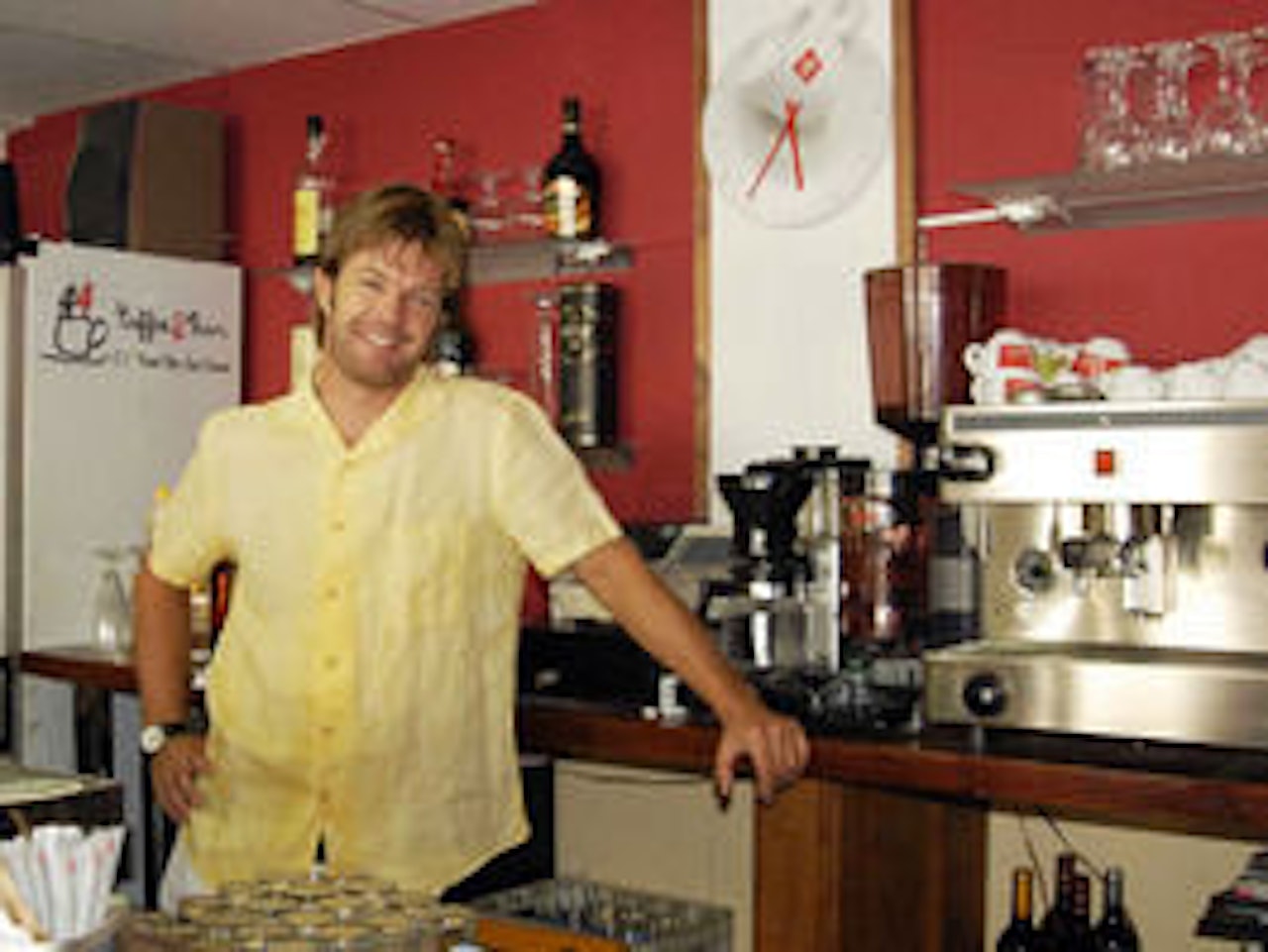 Kaféen har fått navnet N-44 etter Vidars trofaste seilnummer. Foto: Anne Chr. P. Meling Kaféen har fått navnet N-44 etter Vidars trofaste seilnummer. Foto: Anne Chr. P. Meling