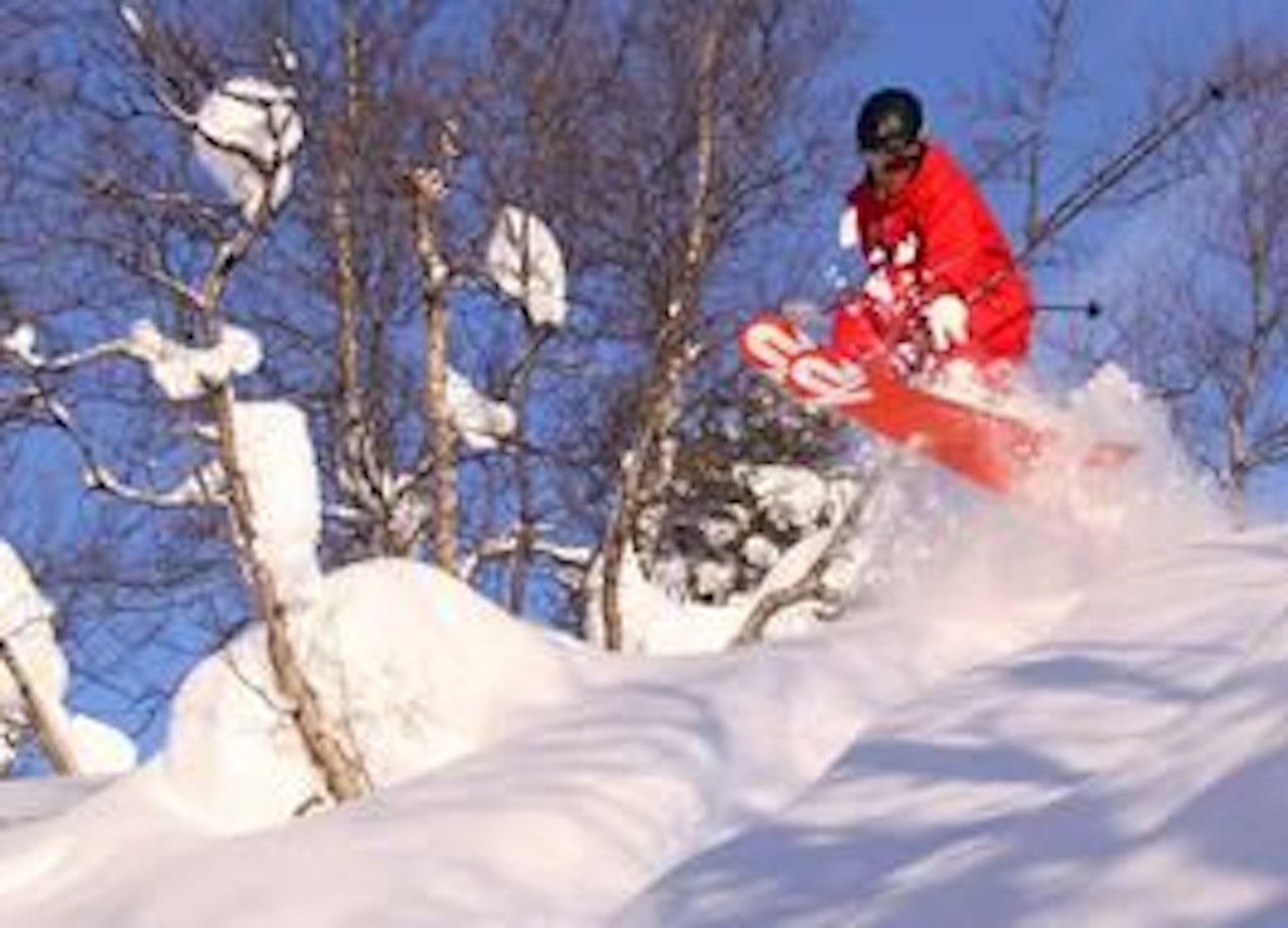 YO-JO: Fotograf Jo Bergersen poserer med v-tegnet. Foto: Simen Berg YO-JO: Fotograf Jo Bergersen poserer med v-tegnet. Foto: Simen Berg