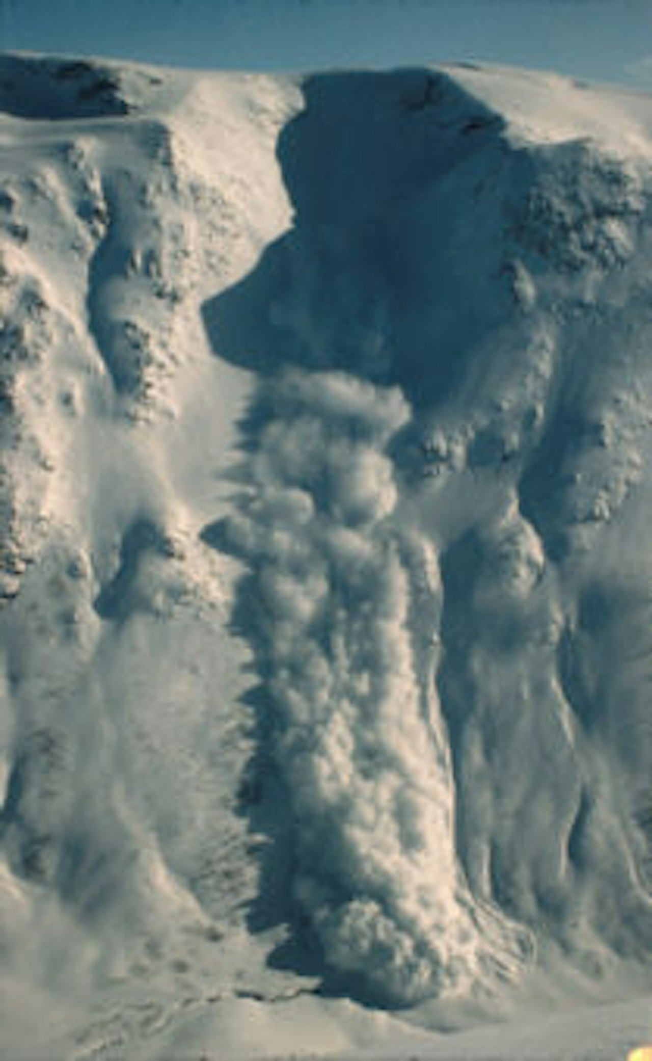 Det kan bli økt skredfare i enkelte områder på grunn av den globale oppvarmingen. Foto: Snoskred.no Det kan bli økt skredfare i enkelte områder på grunn av den globale oppvarmingen. Foto: Snoskred.no