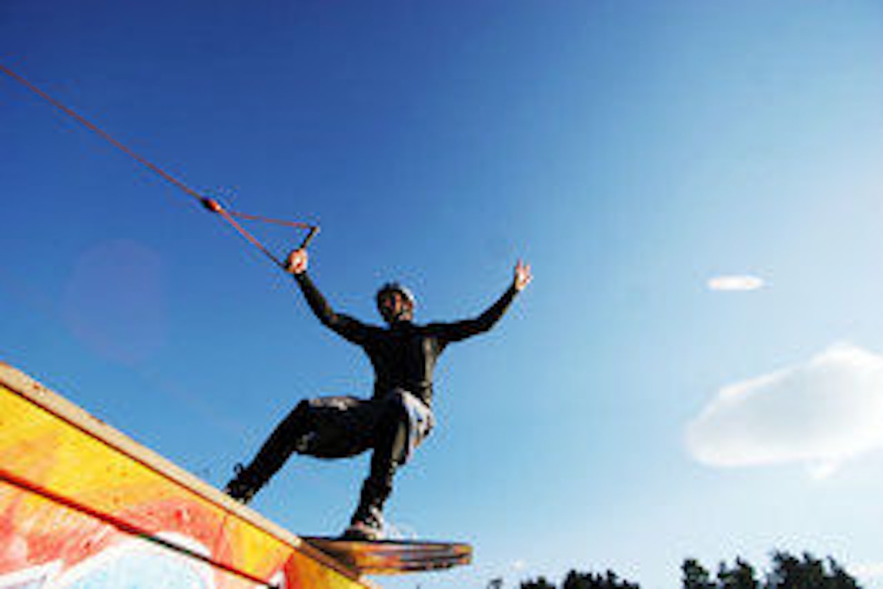 Wakeboardregent Egil Furre burde ha litt å fare med på den urbane railen i Oslo. Foto: Chr. Nerdrum Wakeboardregent Egil Furre burde ha litt å fare med på den urbane railen i Oslo. Foto: Chr. Nerdrum