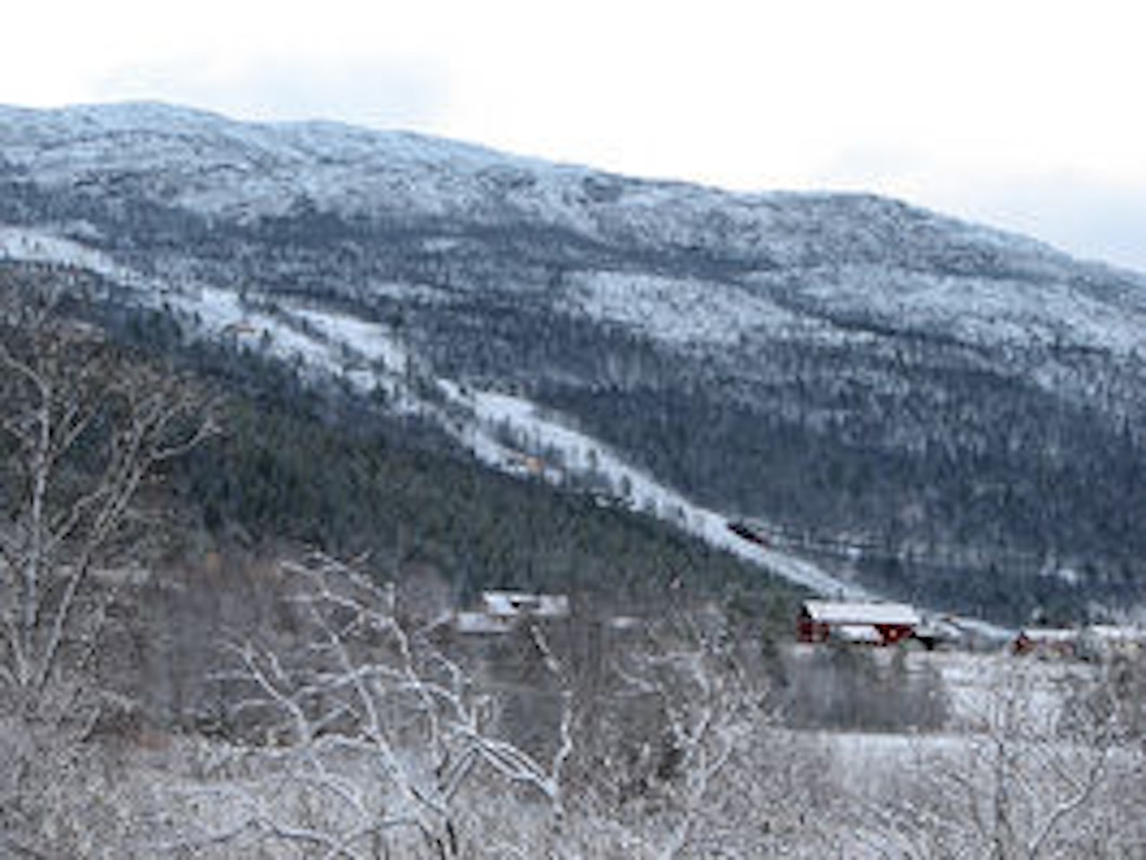 Det er snø i Bardu. I fremtiden håper Målselv å bli det anlegget i Norge som åpner først. Det er snø i Bardu. I fremtiden håper Målselv å bli det anlegget i Norge som åpner først.