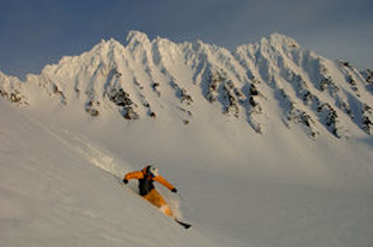 VINTER: Pudderhelg blir det nok ikke, men vi kan love snø under rembelegget! Foto: Endre Løvaas VINTER: Pudderhelg blir det nok ikke, men vi kan love snø under rembelegget! Foto: Endre Løvaas