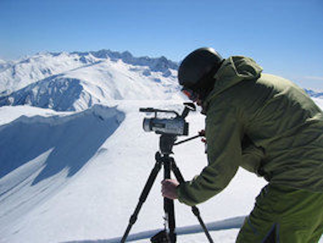 Kong Vinter lager filmkonkurranse for alle Fri Flyt lesere. Kong Vinter lager filmkonkurranse for alle Fri Flyt lesere.