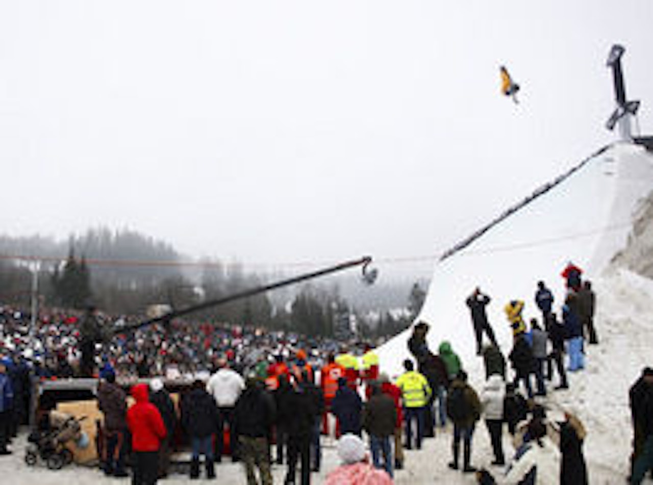 SPONSORSTØTTE: Henning Marthinsen under TAC 2007. Foto: Frode Sandbech SPONSORSTØTTE: Henning Marthinsen under TAC 2007. Foto: Frode Sandbech