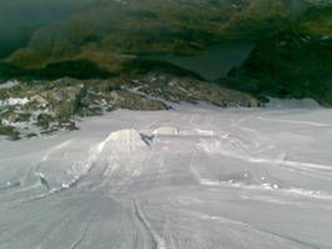 Det er ingen grunn til å vente på vinteren – den finner du på Folgefonna Det er ingen grunn til å vente på vinteren – den finner du på Folgefonna