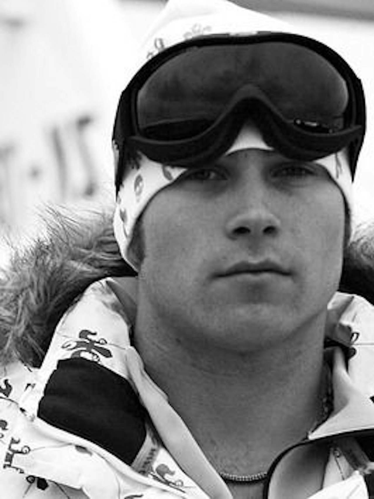 Mørketiden kom tidligere på Andy Finch enn planlagt. Foto: Rip Curl Mørketiden kom tidligere på Andy Finch enn planlagt. Foto: Rip Curl