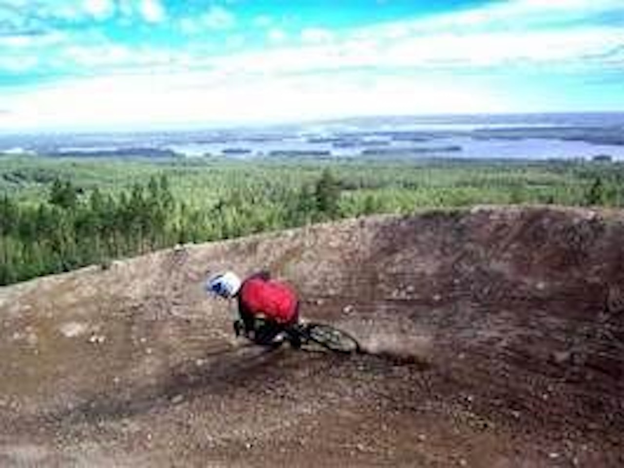 Steve Murphy er designeren bak det nye sykkelsatningen i Gesundaberget Steve Murphy er designeren bak det nye sykkelsatningen i Gesundaberget