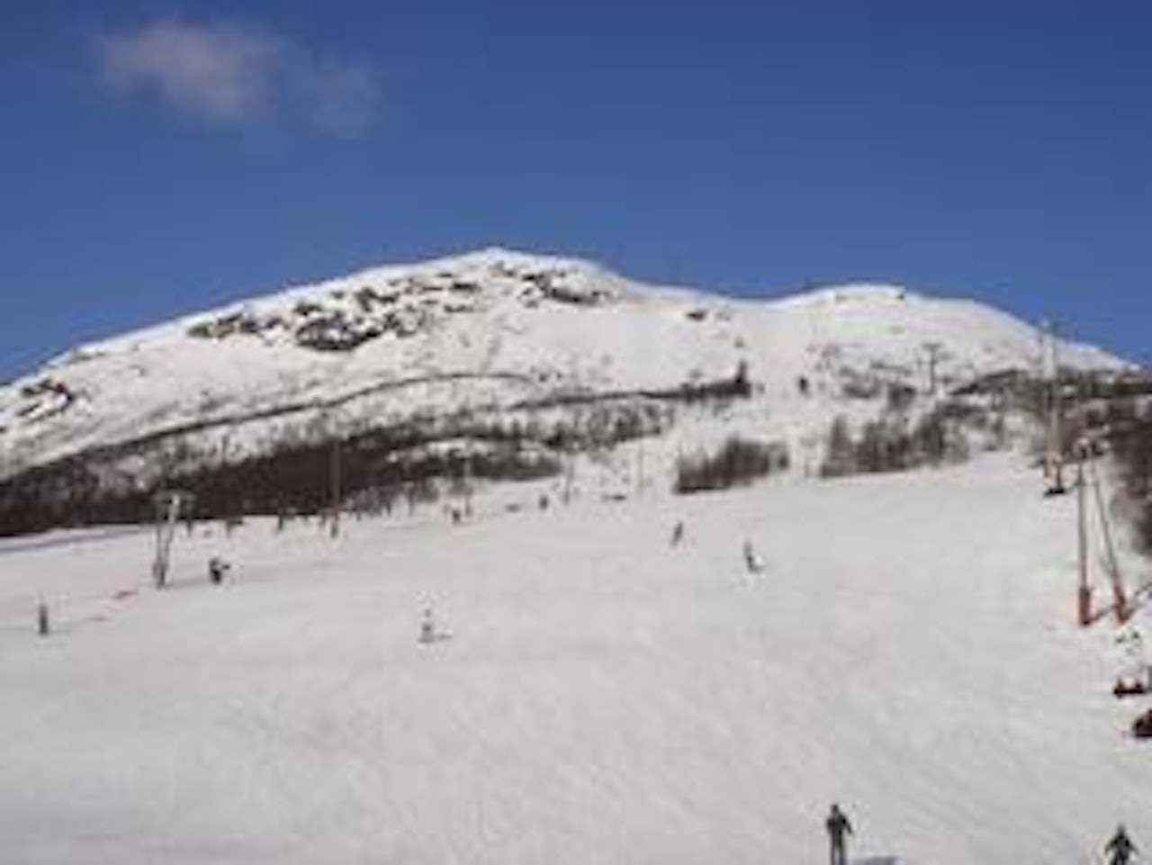 Breive-lia ligger til venstre for det eksisterende anlegget. Bilde: Kari S. Nilsen Breive-lia ligger til venstre for det eksisterende anlegget. Bilde: Kari S. Nilsen