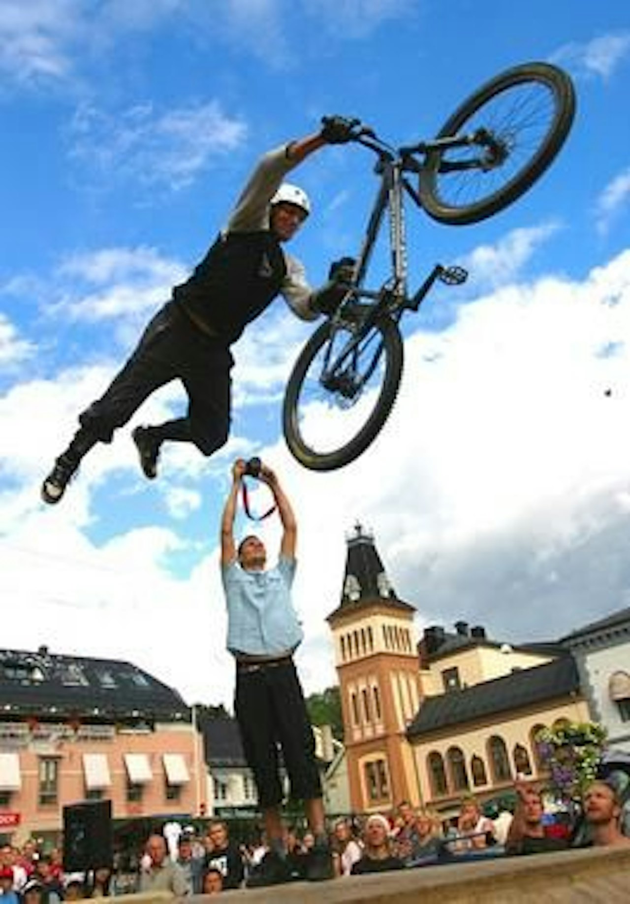 Superman Seatgrab à la Trond. Foto: Simen Berg Superman Seatgrab à la Trond. Foto: Simen Berg