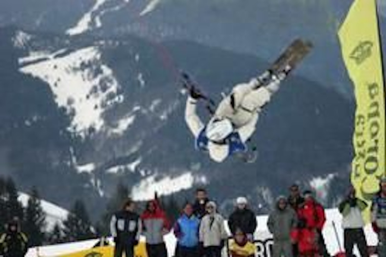 SUVEREN: Ingen over, ingen ved siden. Bjørn Kaupang flyr i Semnoz, Frankrike. Foto: Hege Holt SUVEREN: Ingen over, ingen ved siden. Bjørn Kaupang flyr i Semnoz, Frankrike. Foto: Hege Holt
