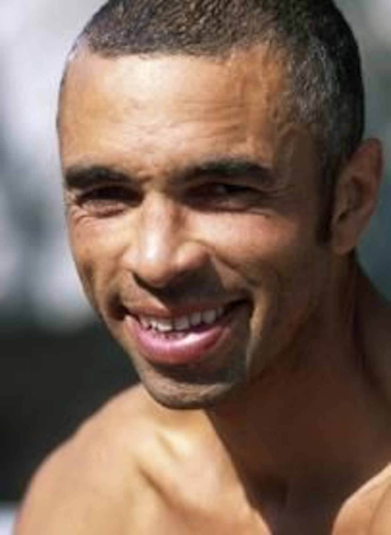 Kristen Reagan inviterer til KarmaCamp 07. Foto: Reagan.no Kristen Reagan inviterer til KarmaCamp 07. Foto: Reagan.no