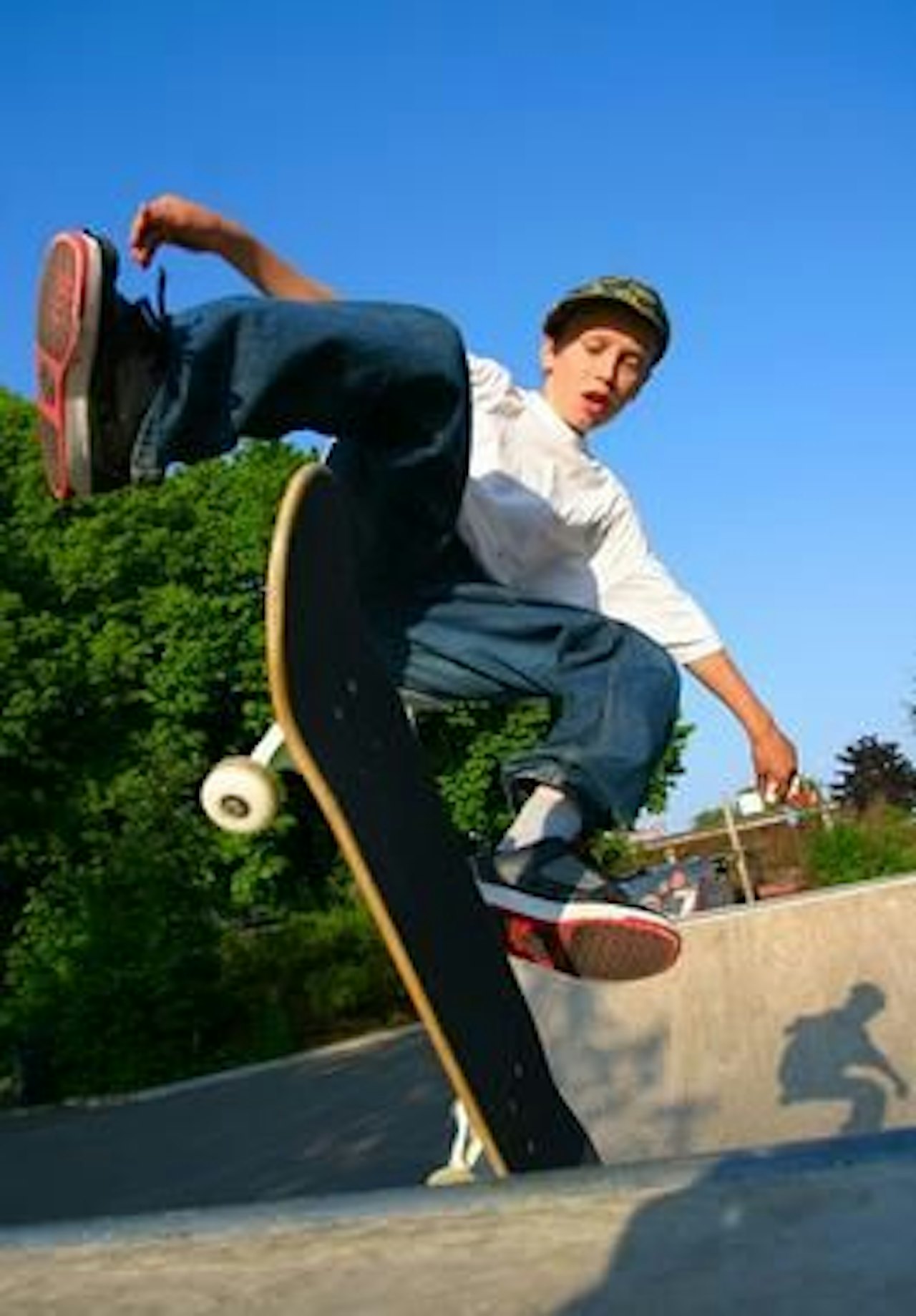 Den nye minirampa funker fett. Einar Andresen med en KickFlip Foto: Simen Berg Den nye minirampa funker fett. Einar Andresen med en KickFlip Foto: Simen Berg