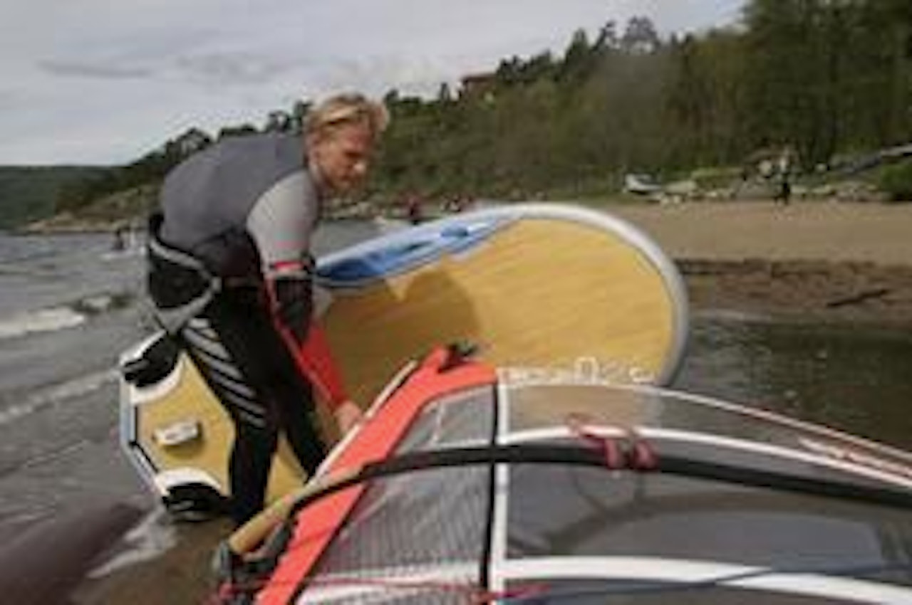 RASKEST: Jesper Vesterstrøm viste hvorfor han er ranket som verdens tredje beste formula-seiler. RASKEST: Jesper Vesterstrøm viste hvorfor han er ranket som verdens tredje beste formula-seiler.