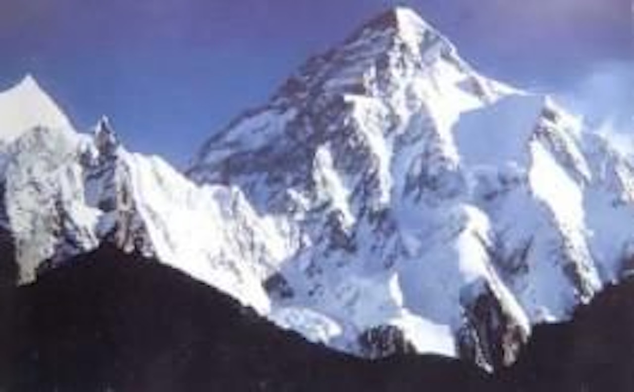 Vakkert fjell, og fortsatt ubesteget av nordmenn. Vakkert fjell, og fortsatt ubesteget av nordmenn.