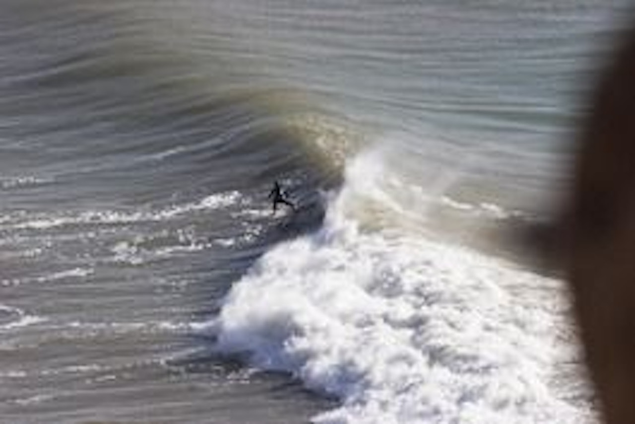 De siste årene har bølgene stadig lokket sterkere for Tuva Janssen De siste årene har bølgene stadig lokket sterkere for Tuva Janssen