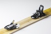 EGEN LØSNING: Skitrabs bakbinding låser hælen mot en plattform. Foto: Vegard Breie