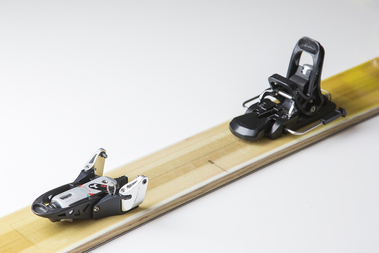 EGEN LØSNING: Skitrabs bakbinding låser hælen mot en plattform. Foto: Vegard Breie EGEN LØSNING: Skitrabs bakbinding låser hælen mot en plattform. Foto: Vegard Breie