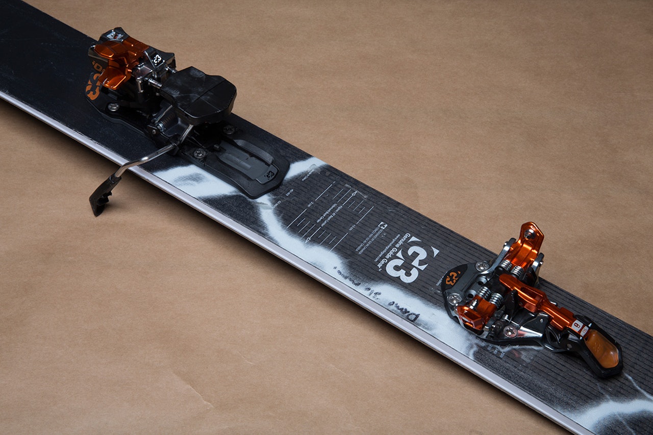 KLASSISK: Vi testet G3 Ion på et par Synapse 101 i 180 cm, fra samme produsent. Foto: Hans Petter Hval KLASSISK: Vi testet G3 Ion på et par Synapse 101 i 180 cm, fra samme produsent. Foto: Hans Petter Hval