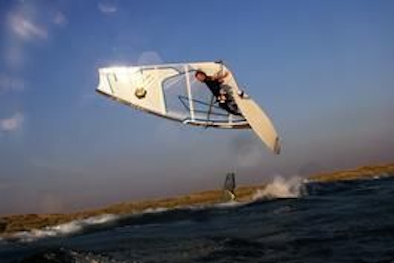 STORM I VENTE: Ørjan Jensen over hjemtraktene på Jæren. Foto: John Carter STORM I VENTE: Ørjan Jensen over hjemtraktene på Jæren. Foto: John Carter