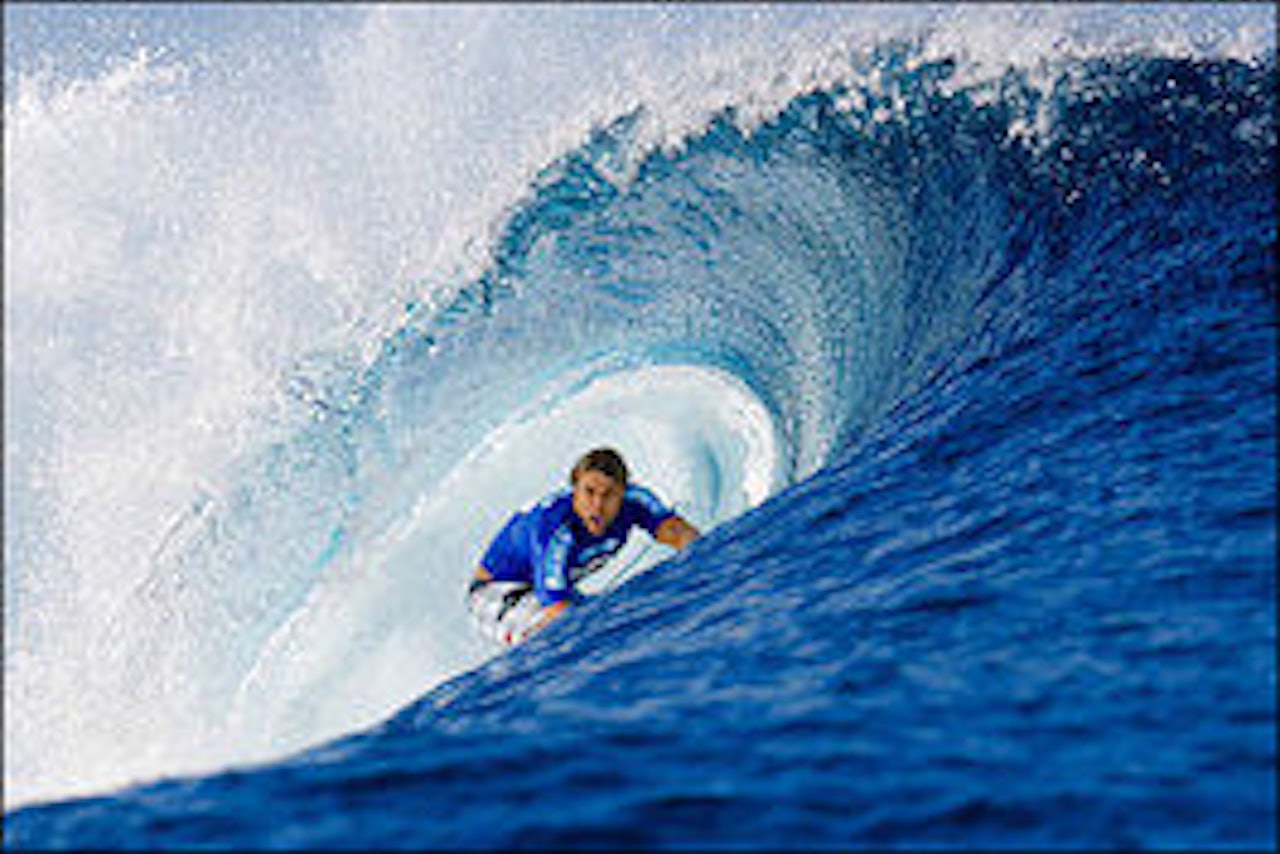 Den legendariske bølgen på Teahupoo er arena for ASP-tour i surfing. Foto: ASP