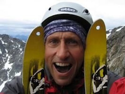 En glad gutt: Toppturentusiast Espen Nordahl smiler når han finner skiføre i juli.