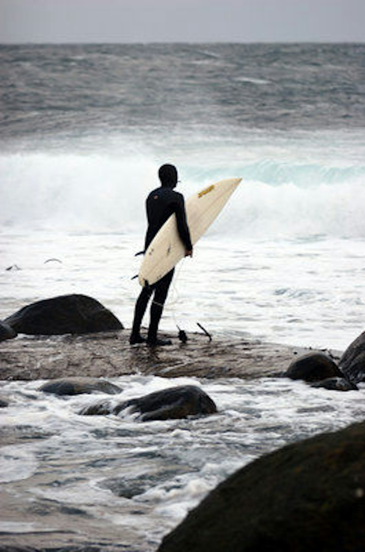 Med 40.000 kroner fra Fylkeskommunen i Rogaland er det lysere tider i møte for surfere på Jæren Med 40.000 kroner fra Fylkeskommunen i Rogaland er det lysere tider i møte for surfere på Jæren
