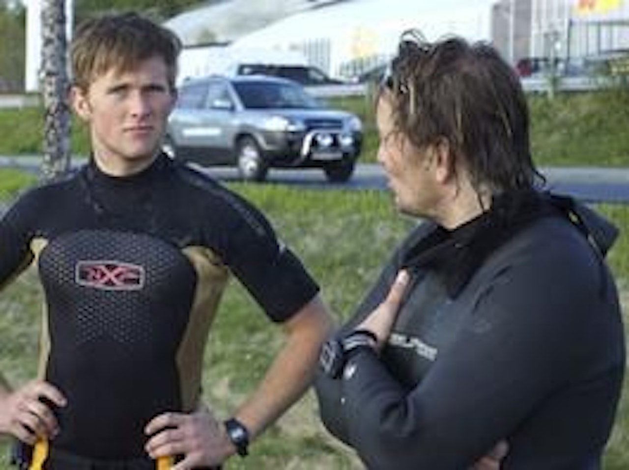 ALT KLART: Vegard Johan Eimind (t.v.) og Anders Løken var først i vannet i Tromsø. ALT KLART: Vegard Johan Eimind (t.v.) og Anders Løken var først i vannet i Tromsø.