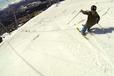 SLØSJ: Nesten ingen gidder å bruke norske alpinanlegg når de er på sitt beste. Derfor blir vi som elsker å kjøre laps i deilig sløsj utsatt for prematur og ufrivillig avlysning av skiheissesongen. Foto: Tore Meirik SLØSJ: Nesten ingen gidder å bruke norske alpinanlegg når de er på sitt beste. Derfor blir vi som elsker å kjøre laps i deilig sløsj utsatt for prematur og ufrivillig avlysning av skiheissesongen. Foto: Tore Meirik