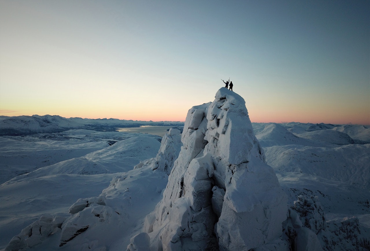 RIVTIND: En alpin topp med flott skikjøring – ikke ulikt fjellene i mer kjente Chamonix. Foto: Signar André Nilsen RIVTIND: En alpin topp med flott skikjøring – ikke ulikt fjellene i mer kjente Chamonix. Foto: Signar André Nilsen