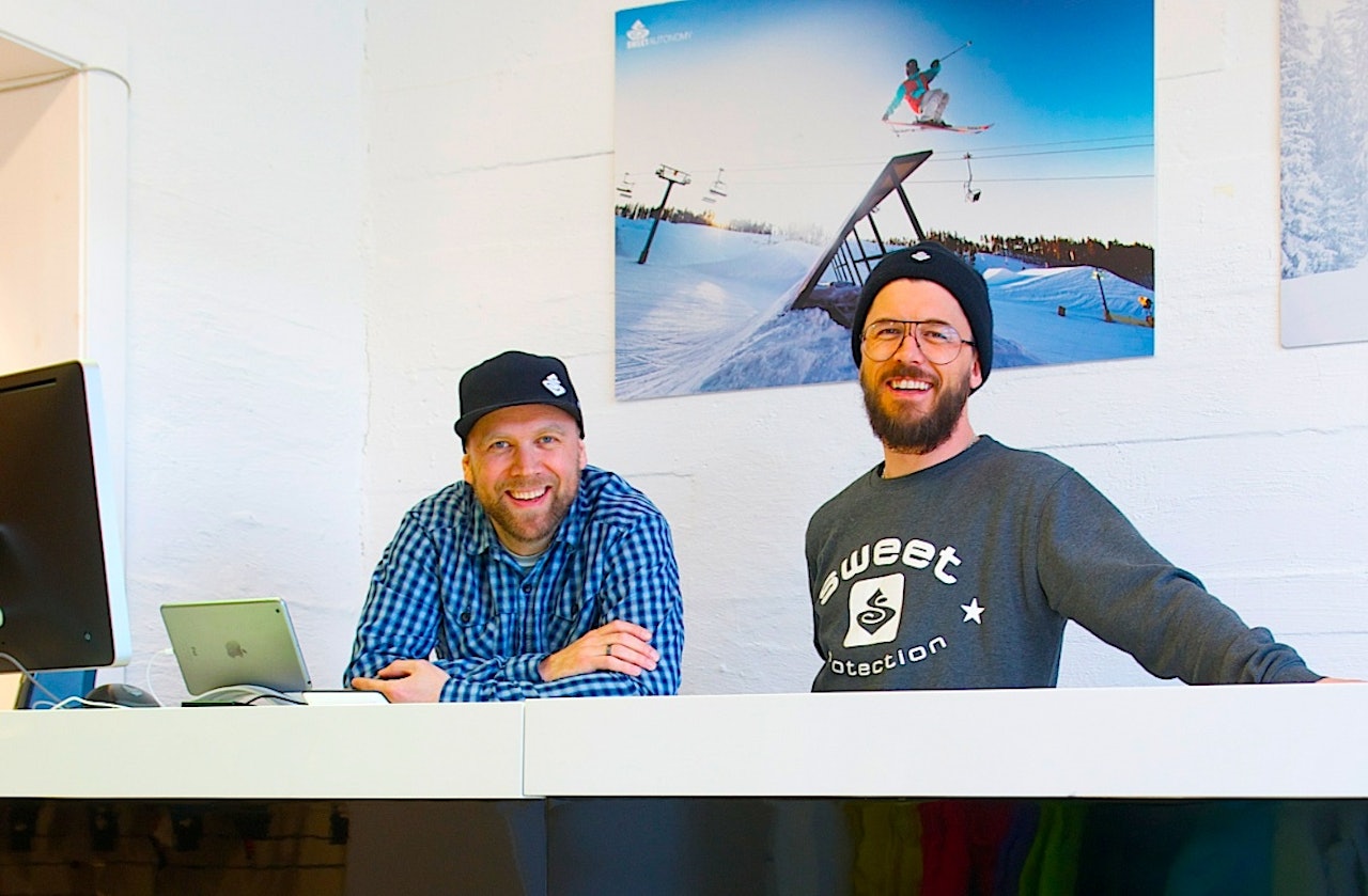 SENTRALE: Designsjef Ståle Møller og salgssjef Atle Enberget solgte i forrige uke aksjene sine i Sweet Protection til Active Brands. SENTRALE: Designsjef Ståle Møller og salgssjef Atle Enberget solgte i forrige uke aksjene sine i Sweet Protection til Active Brands.