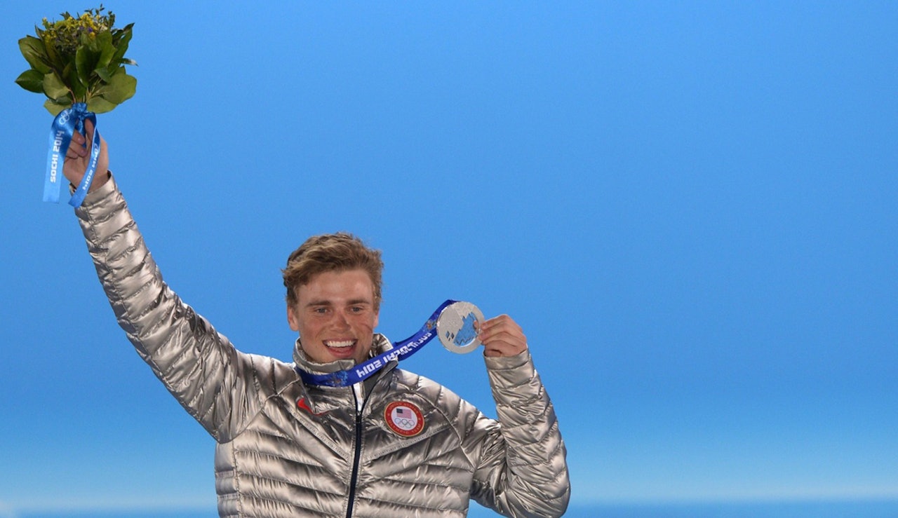 EN STOR SEIER: Freeskisporten, actionsporten, ungdomskulturen, åpenheten, solidariteten og medmenneskeligheten tok en svært viktig seier da Gus Kenworthy- en av verdens beste freeskikjørere- sto fram som homofil denne uka. Foto: US Freeskiing EN STOR SEIER: Freeskisporten, actionsporten, ungdomskulturen, åpenheten, solidariteten og medmenneskeligheten tok en svært viktig seier da Gus Kenworthy- en av verdens beste freeskikjørere- sto fram som homofil denne uka. Foto: US Freeskiing