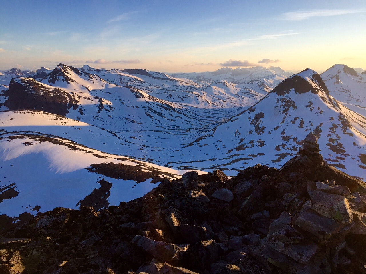 Kveldsstemning fra Skarddalstind Kveldsstemning fra Skarddalstind