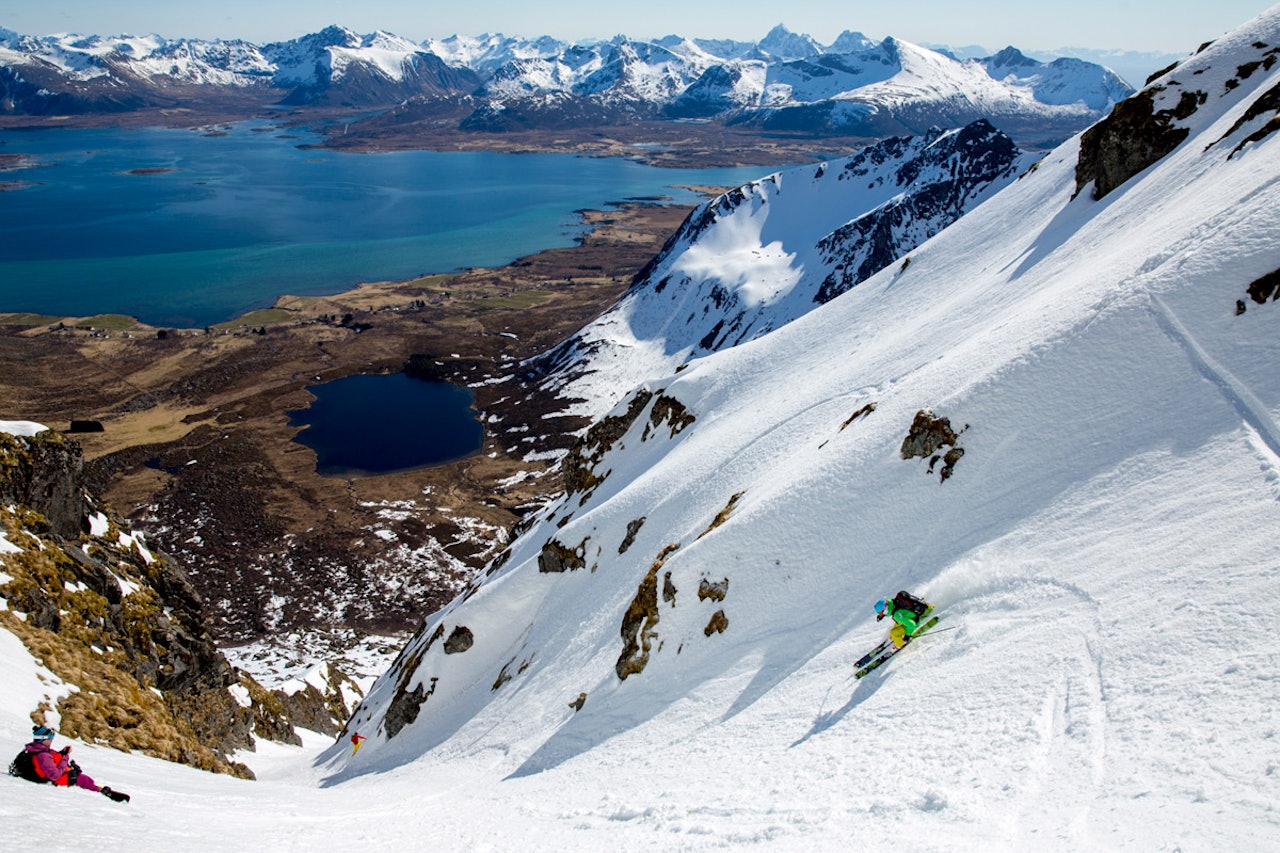 DRØMMEFORHOLD: Guiden Tom Guneriussen drar hele renna på Havern i ett run tidlig formiddag. Floriano Rovelli puster ut halvveis. Foto: David Birri DRØMMEFORHOLD: Guiden Tom Guneriussen drar hele renna på Havern i ett run tidlig formiddag. Floriano Rovelli puster ut halvveis. Foto: David Birri