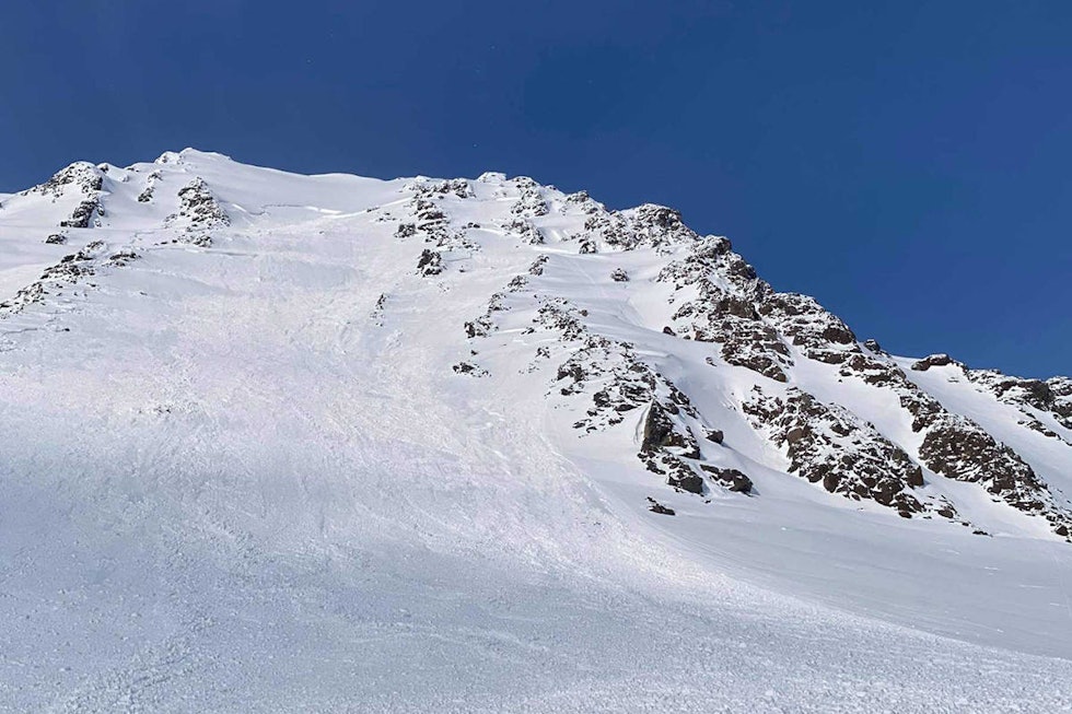 OMKOM: Det var Martin Tollefsen (28) og Robin Lie Sørensen (26) som omkom i snøskredet på Sofiatinden. Foto: Frode Hansen/Røde Kors Lyngen Snøskred Sofiatinden
