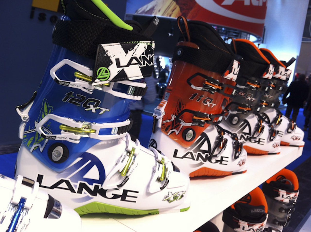 RACINGSTØVEL MED GÅFUNKSJON: Lange kommer med flere modeller med gåfunksjon. Foto: Hans Petter Hval RACINGSTØVEL MED GÅFUNKSJON: Lange kommer med flere modeller med gåfunksjon. Foto: Hans Petter Hval