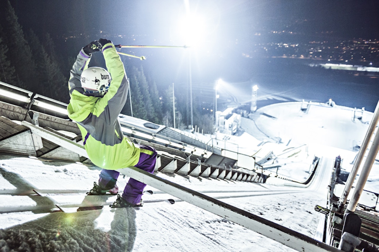 NEW SCHOOL: Anders Backe på toppen av Lysgårdsbakken i forbindelse med innspillingen av Supervention. Foto: Daniel Tengs NEW SCHOOL: Anders Backe på toppen av Lysgårdsbakken i forbindelse med innspillingen av Supervention. Foto: Daniel Tengs