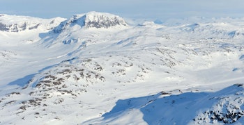 Lairečorru fra nordvest. Den tydelige toppen i bakgrunnen er Vuoiddasriida. Foto: Rune Dahl / Toppturer rundt Narvik. Lairečorru fra nordvest. Den tydelige toppen i bakgrunnen er Vuoiddasriida. Foto: Rune Dahl / Toppturer rundt Narvik.