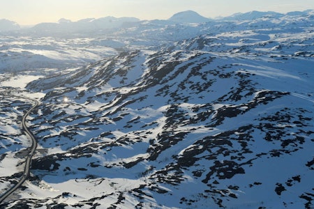 Bjørnfjell fra sørøst, sent på sesongen. Foto: Rune Dahl / Toppturer rundt Narvik.