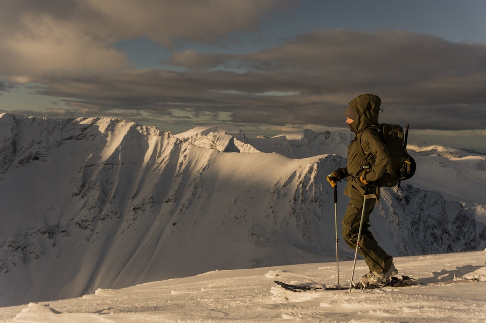 PÅ TOPP: Marthe Kristoffersen på tur i Romsdalen. Foto: Matias Myklebust Marthe Kristoffersen