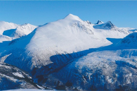 Skjorta 1711 moh fra Toppturer i Romsdalen