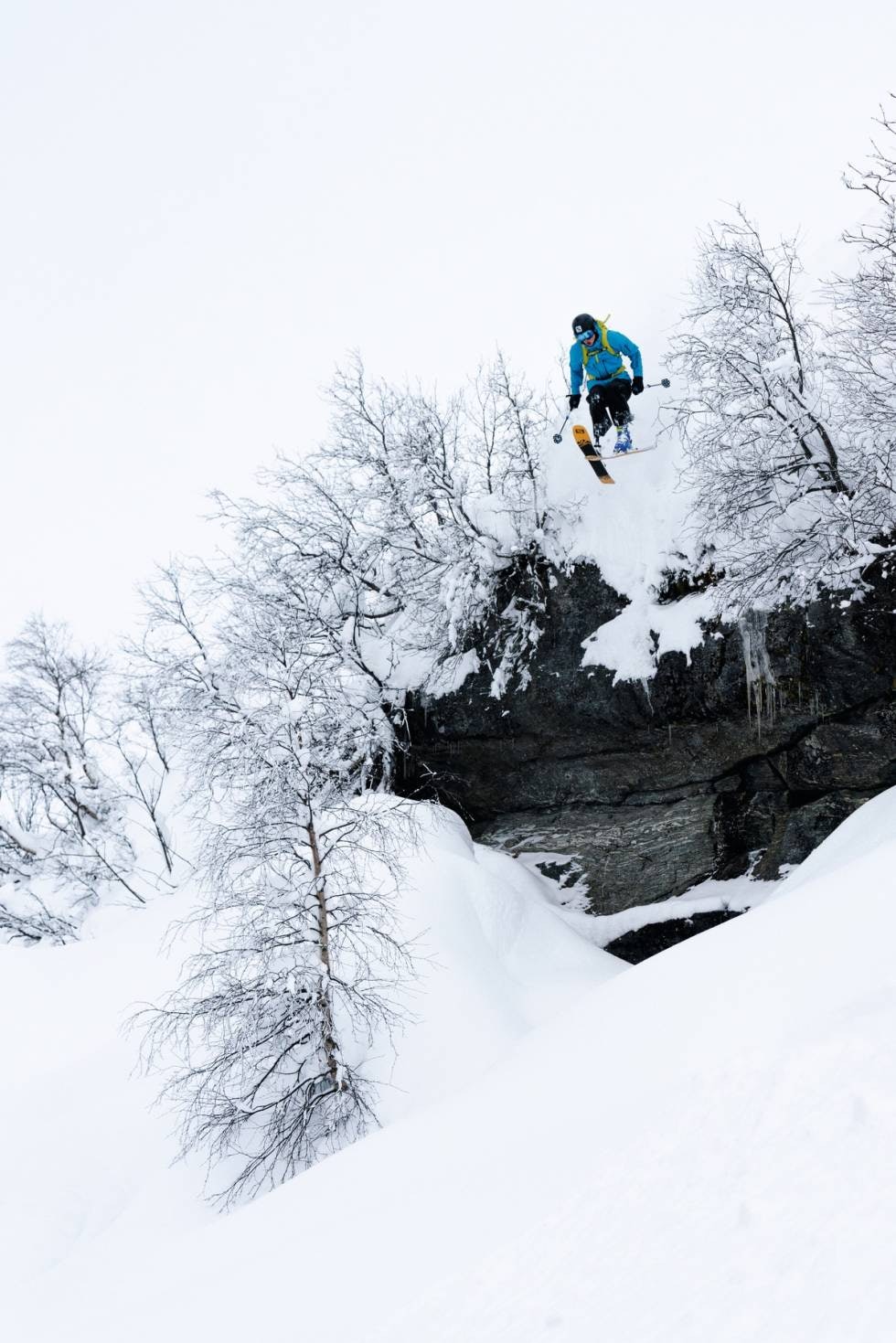 I SVEVET: Rørstad liker å fly. Etter amputasjonen har han også tatt lisens på fallskjermhopping. I SVEVET: Rørstad liker å fly. Etter amputasjonen har han også tatt lisens på fallskjermhopping.