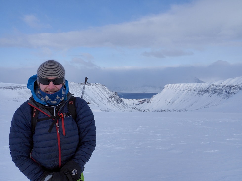 FAST JOBB SOM GUIDE: Erlend Østbye Bratlie har fått fast jobb i Hurtigruten Svalbard som guide. Foto: Lisa Kvålshaugen Bjærum P1011243