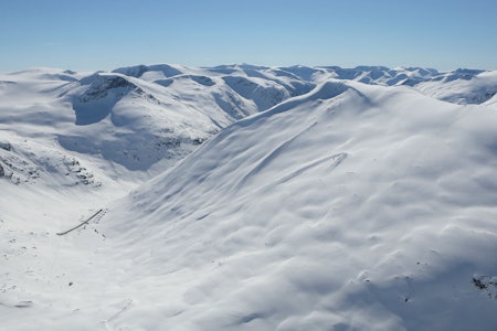 Sætreskarsfjellet sett fra nord. Foto: Håvard Myklebust. / Trygge toppturer.